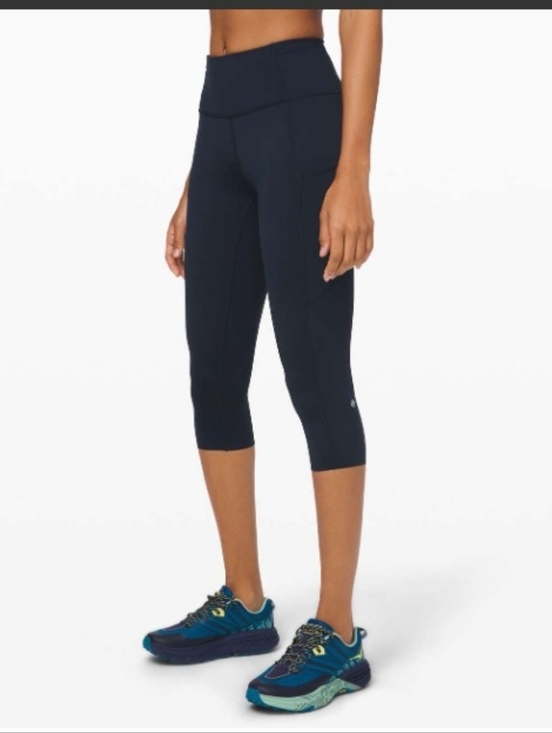 lululemon athletica Pants - Lululemon Fast and Free Crop II 19" *Non-Reflective-True Navy- Size 6